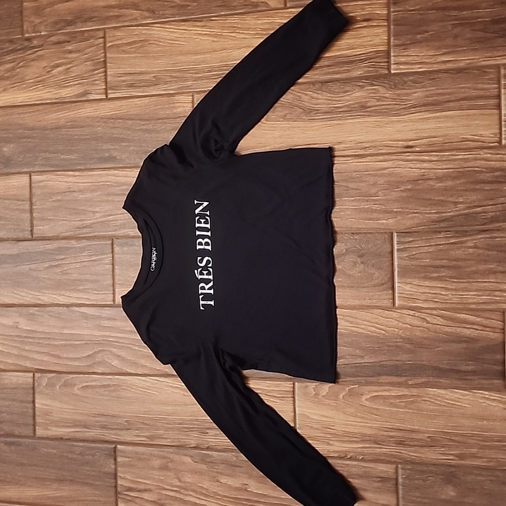 CARBON COPY BLACK CROP TOP SIZE M